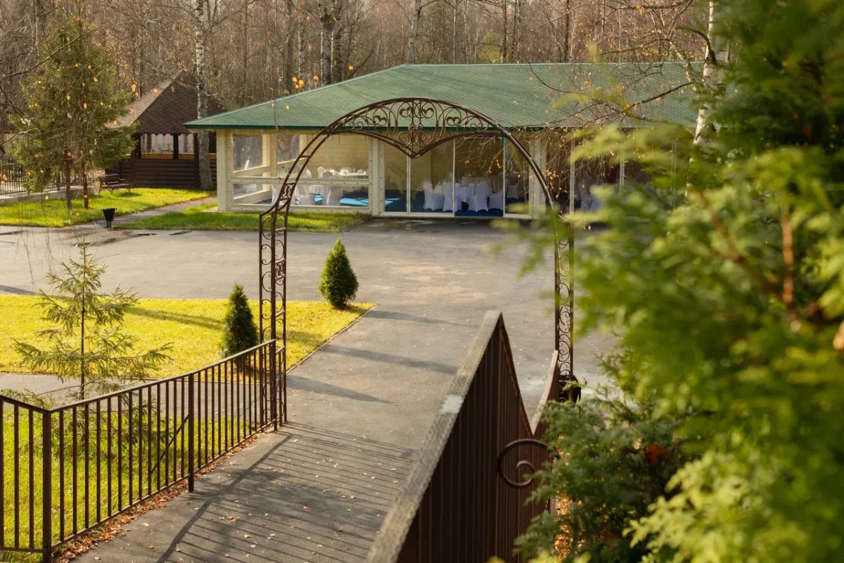 Загородный комплекс ЛЕСНЫЕ ПРУДЫ