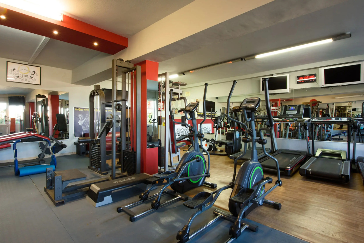 Отель Pontikonisi