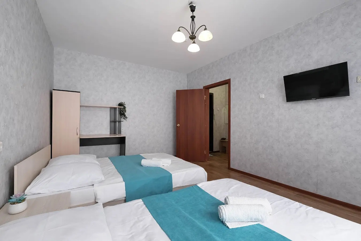 Квартира рядом с Мнтк им. Федорова и Ск Заря