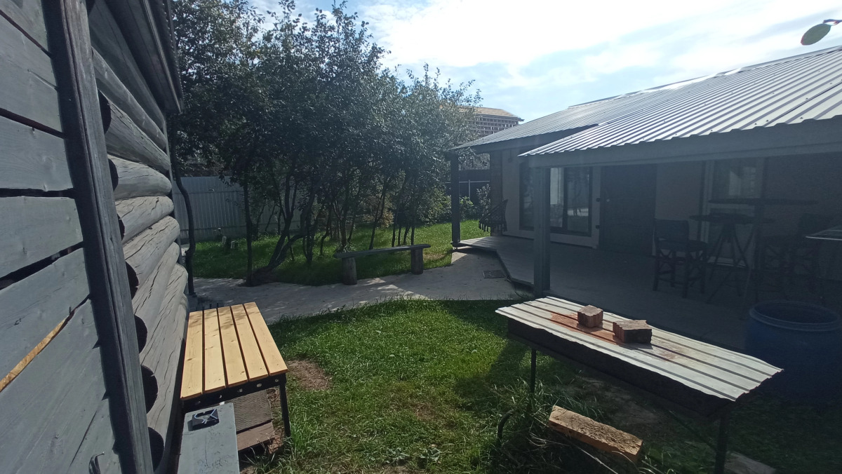 Частный ДОМ У ВОДЫ С БАНЬКОЙ