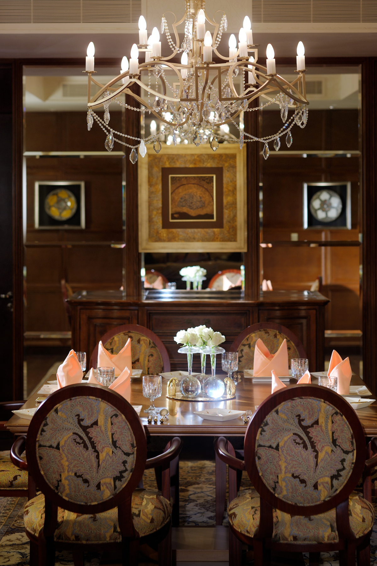 Отель Palace Downtown