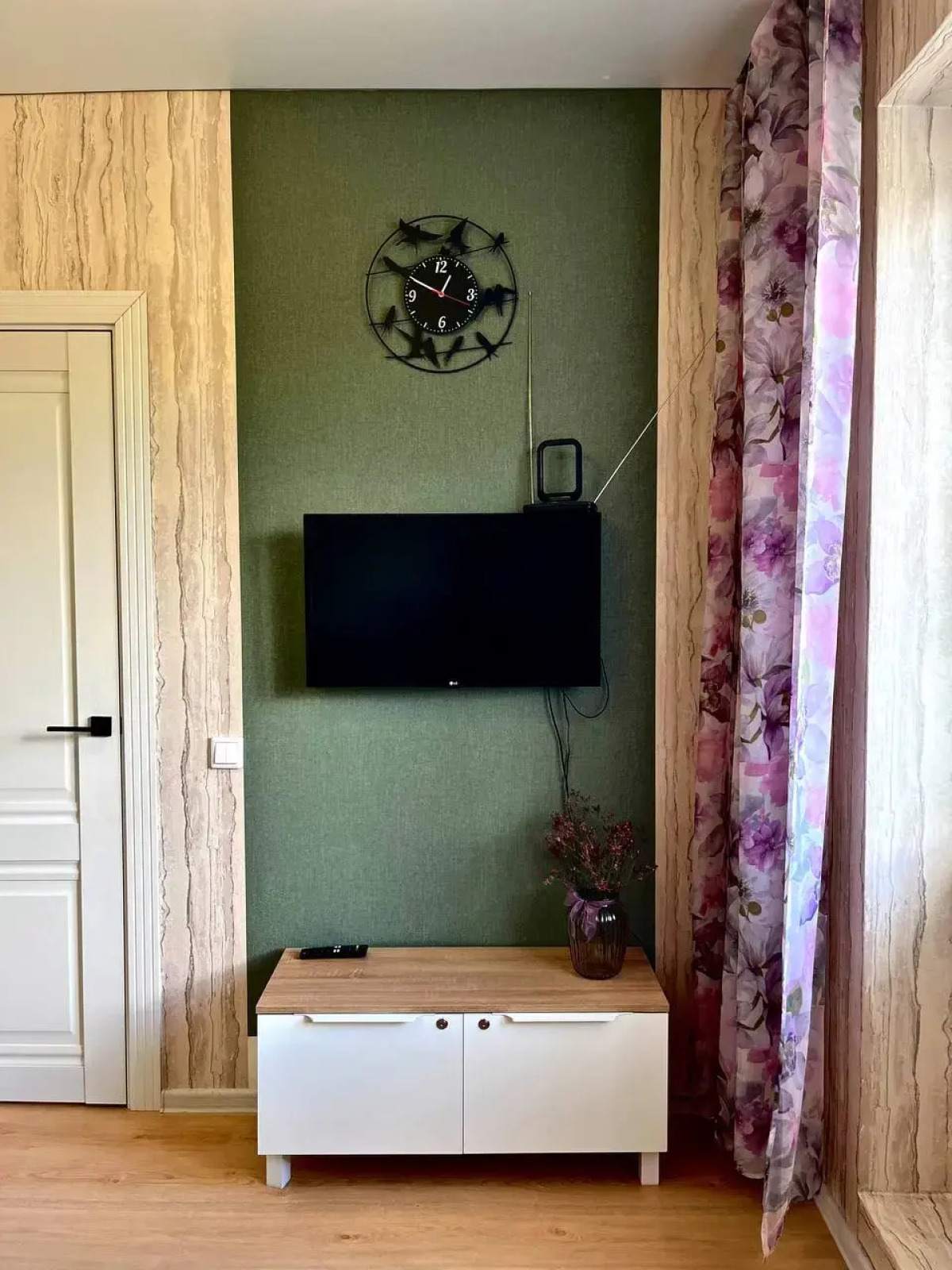 Апартаменты однокомнатные с видом на горы