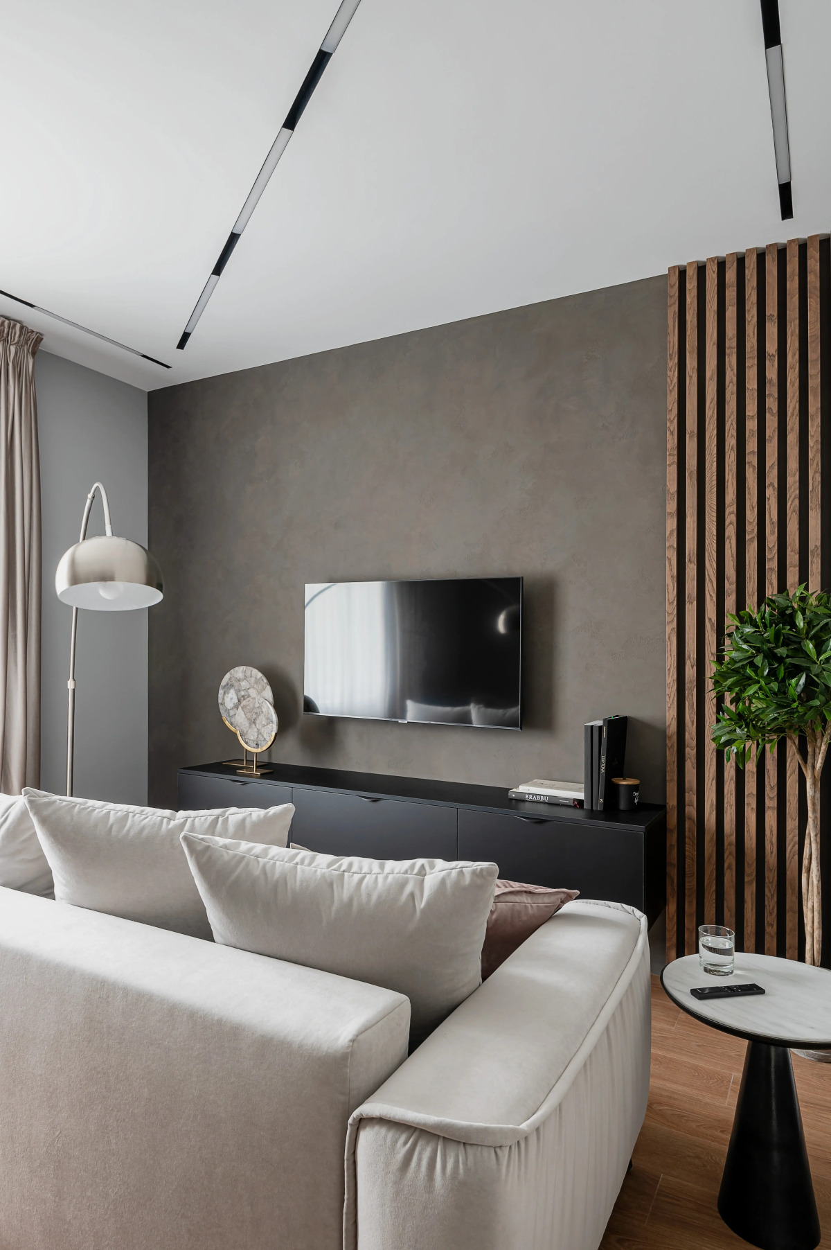 Апартаменты 4-х комнатная Квартира в Сердце Зеленоградска