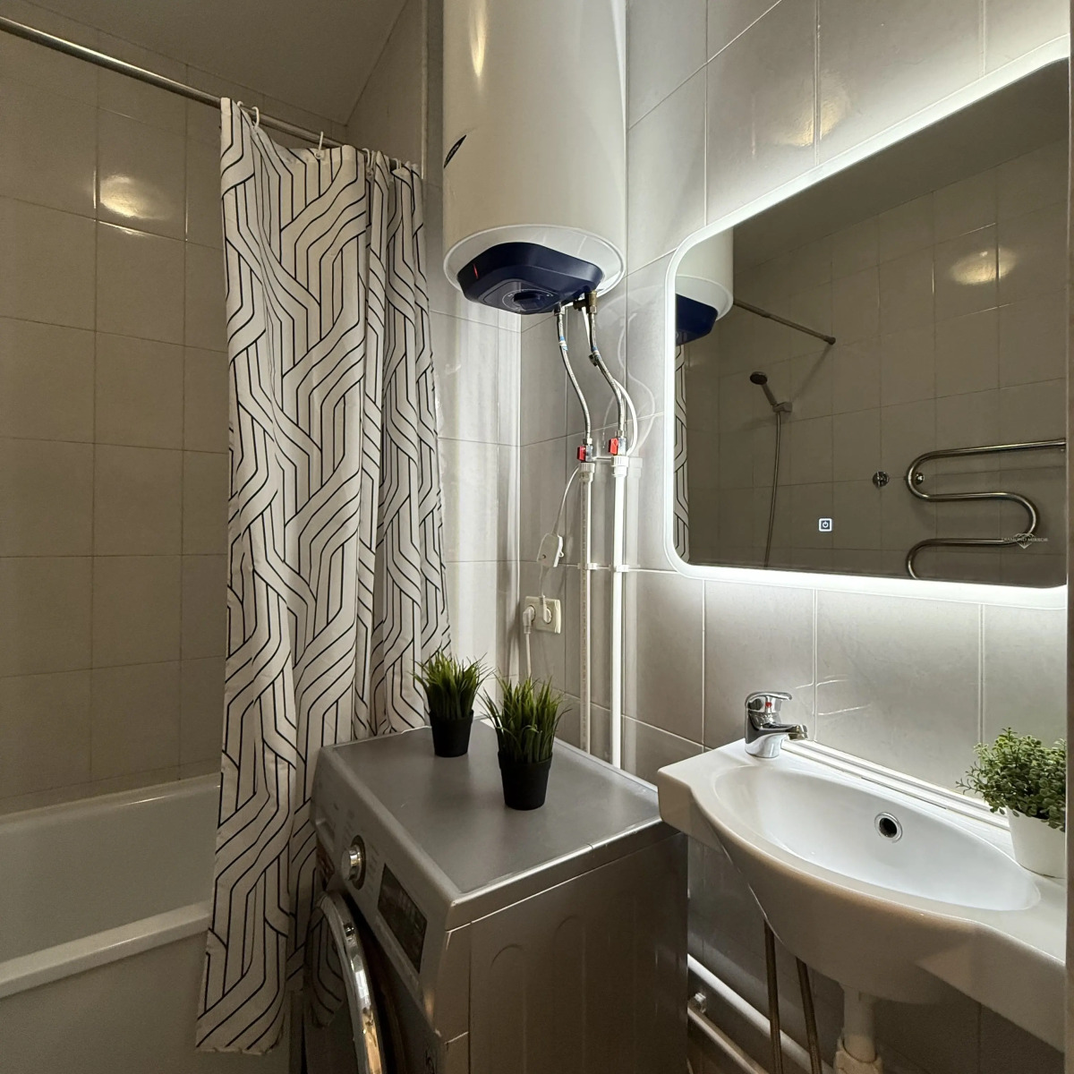 Апартаменты Бульвар Платова 7