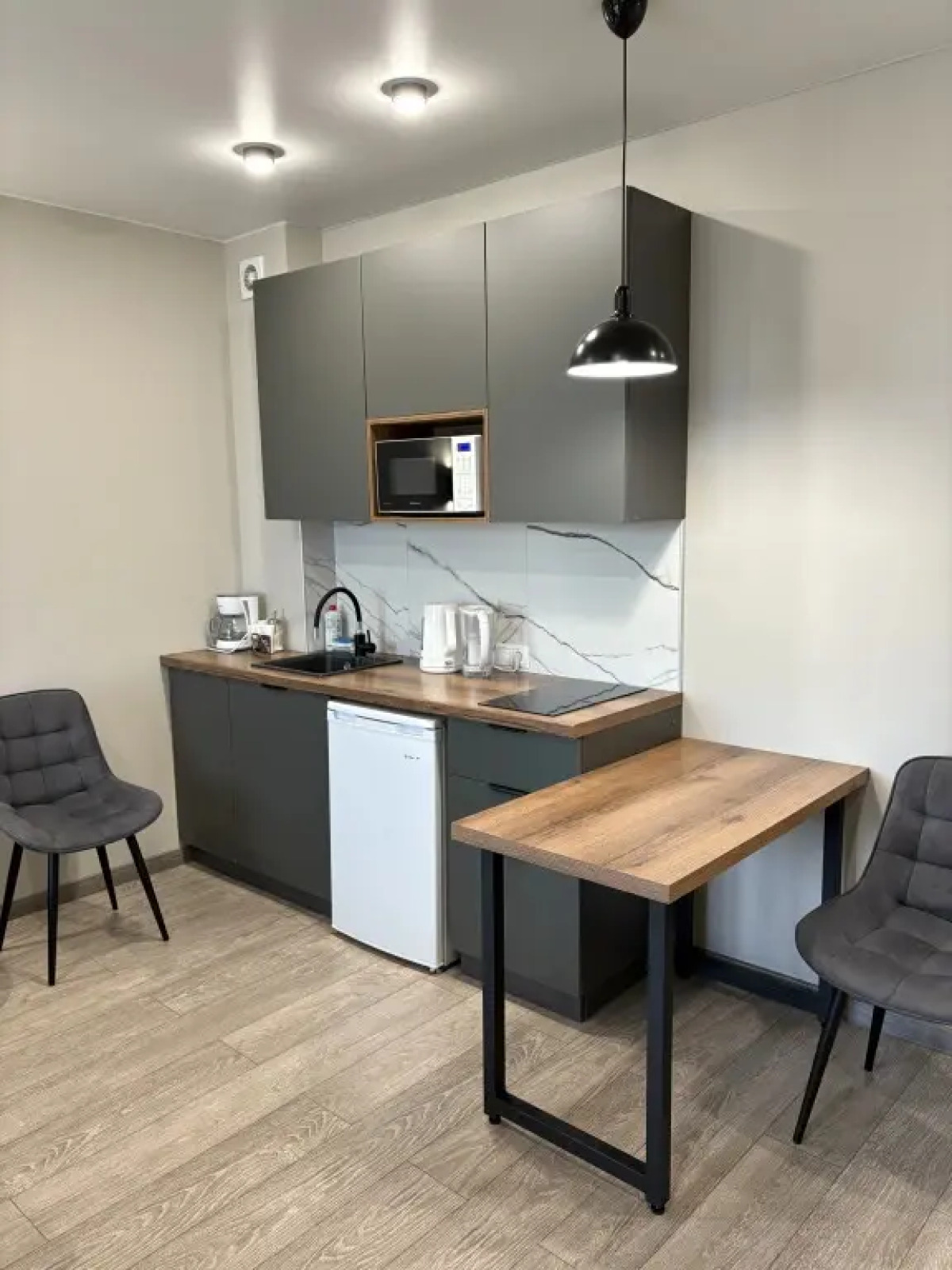 Апартаменты на Смолина, 61 (Loft-studio)