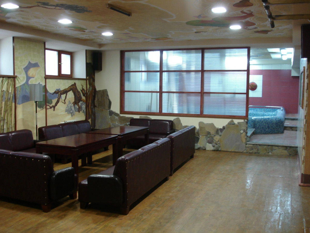 Отель Велес