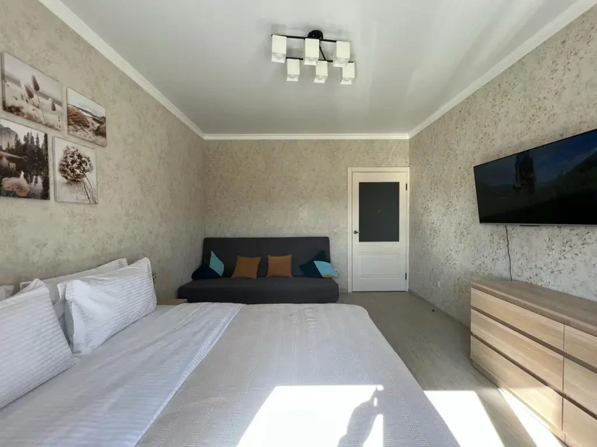 Квартира Саяны