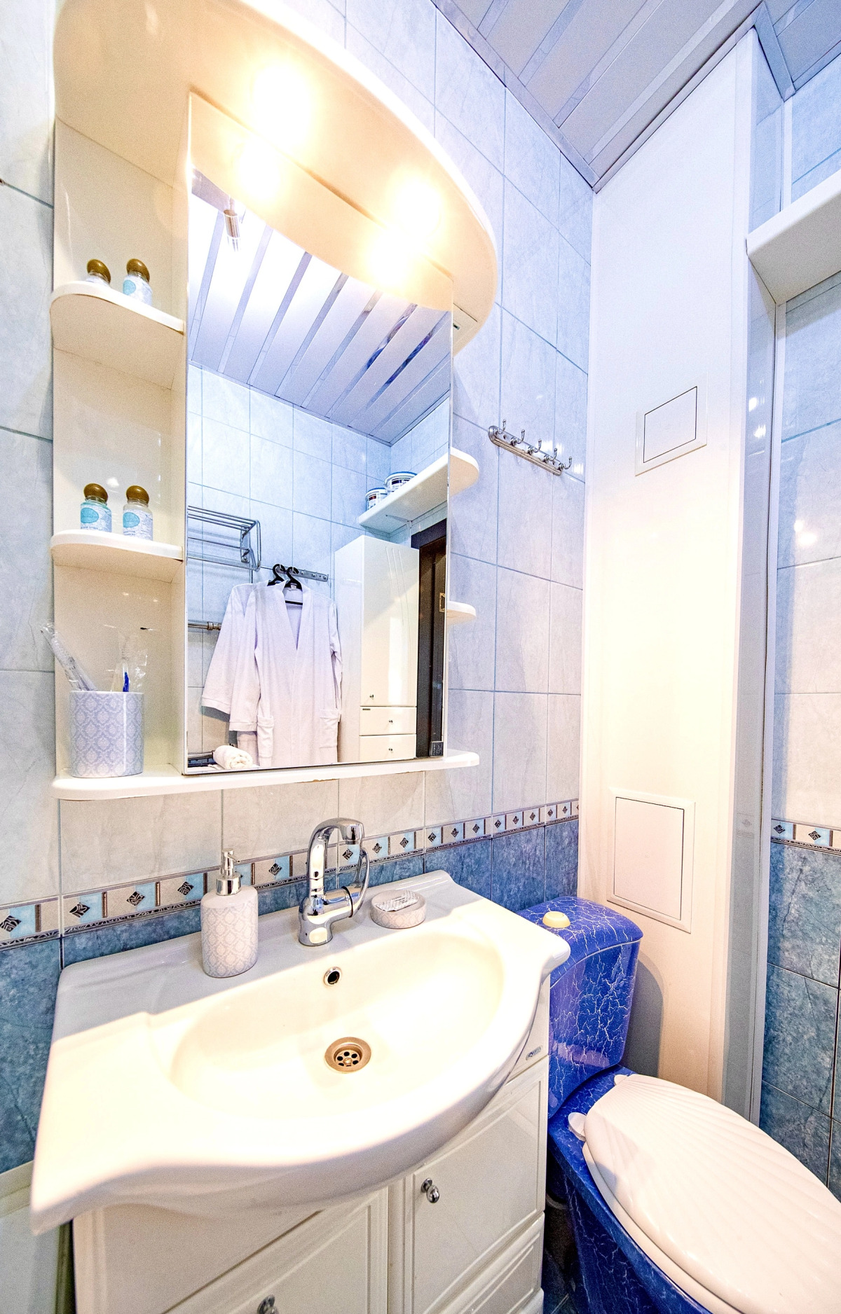 Апартаменты FSF Однушка В Мирном 6/3-Бесконтактный заезд