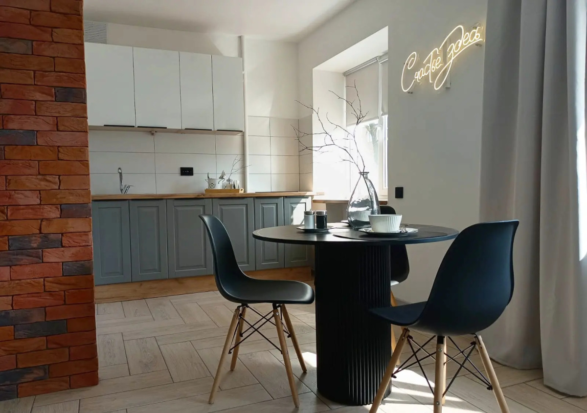 Апартаменты 200 метров от Кремля Двухкомнатная квартира