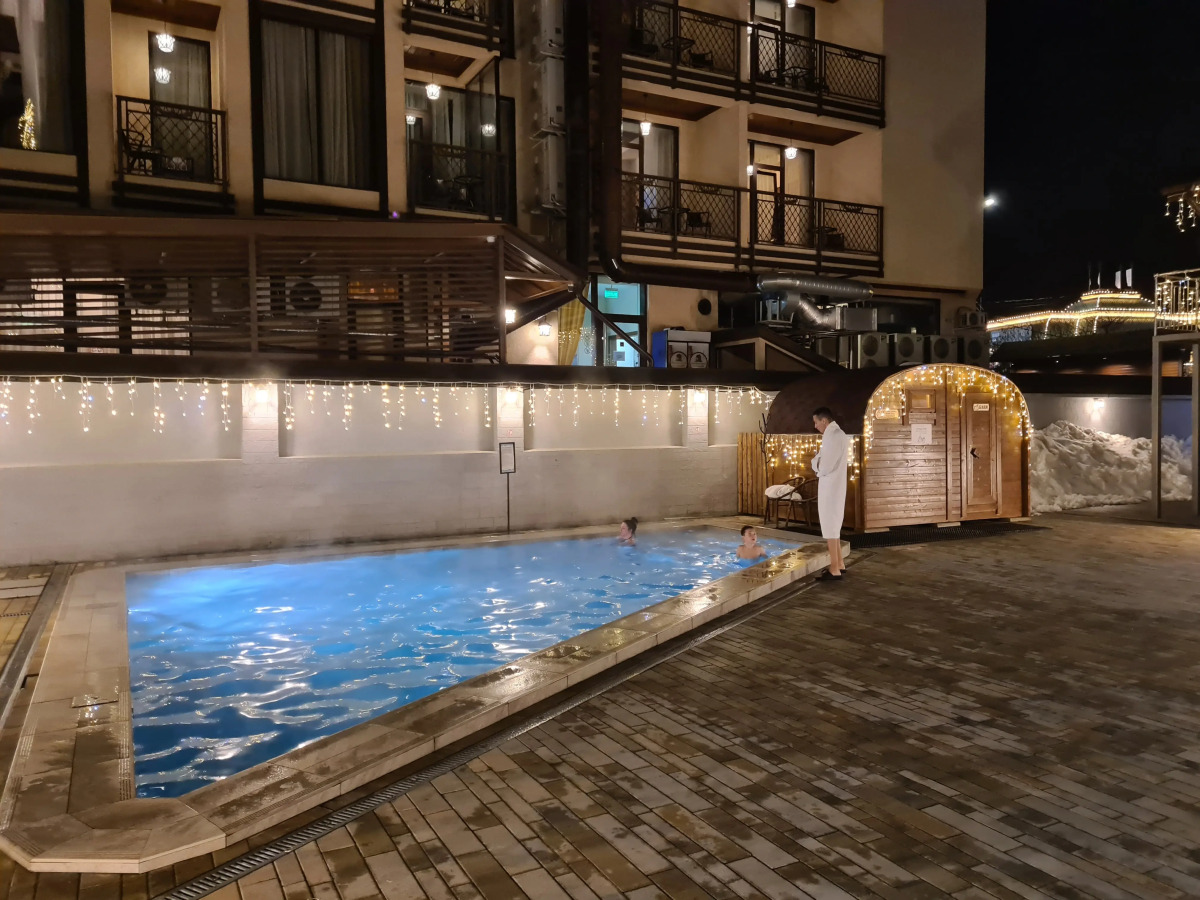 Апартаменты с бассейном и баней