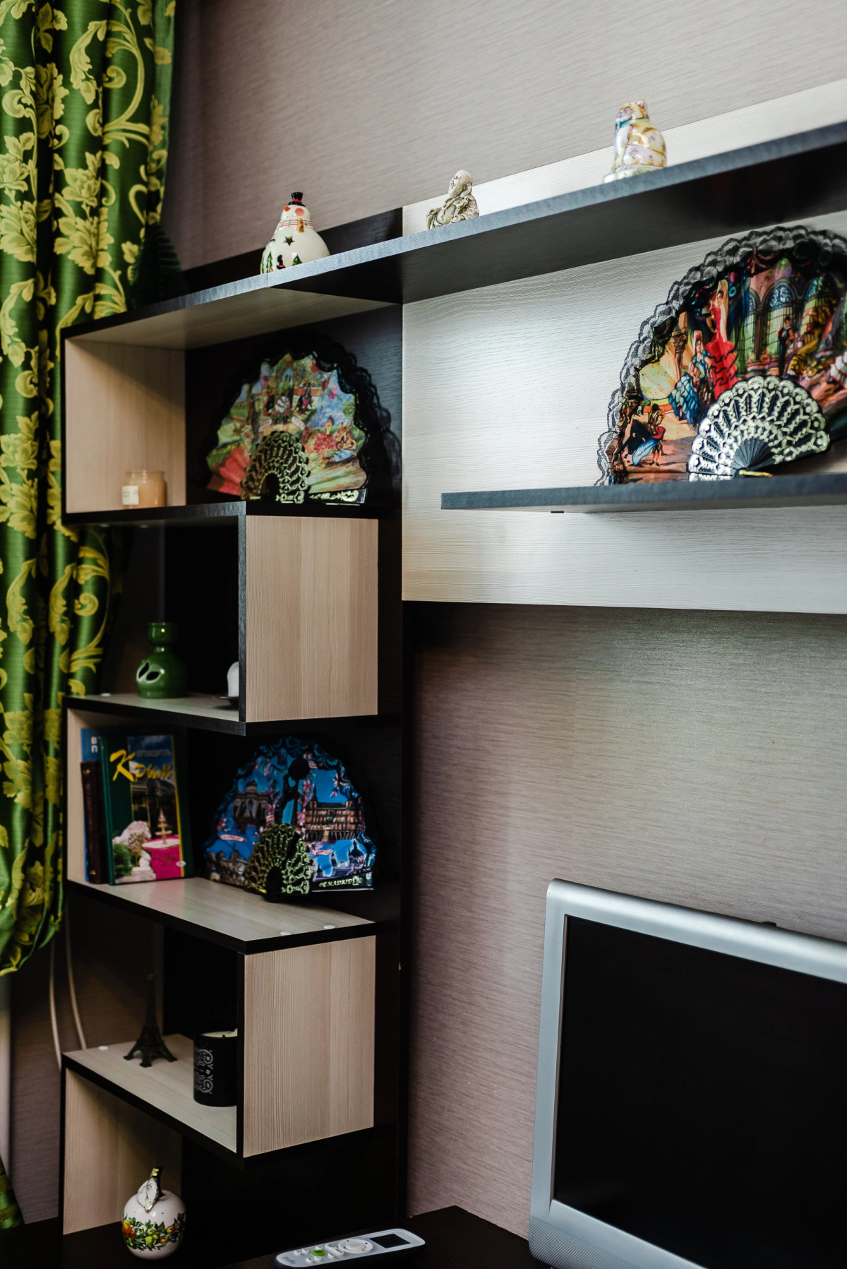 Апартаменты у метро с видом на писательский городок