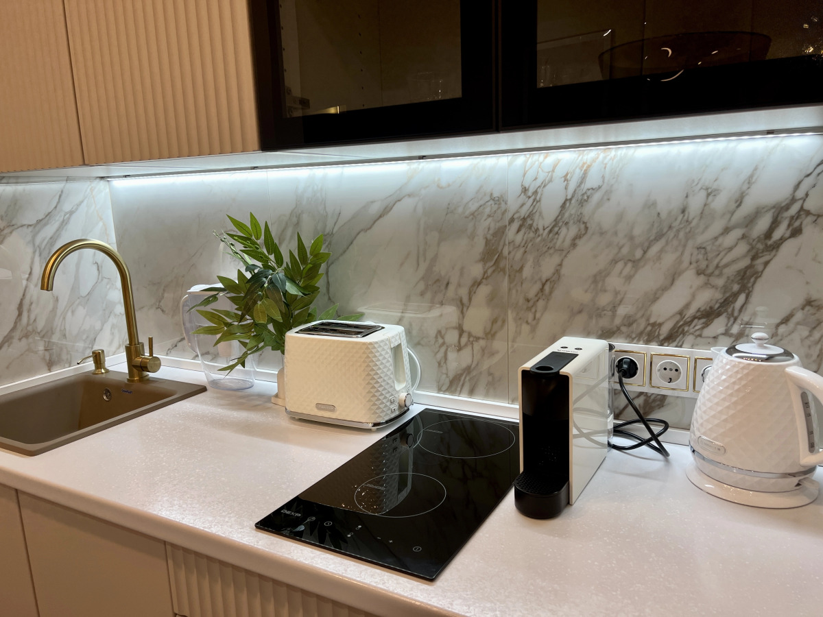 Апартаменты Дизайнерская квартира в Жк Российский с панорамной лоджией