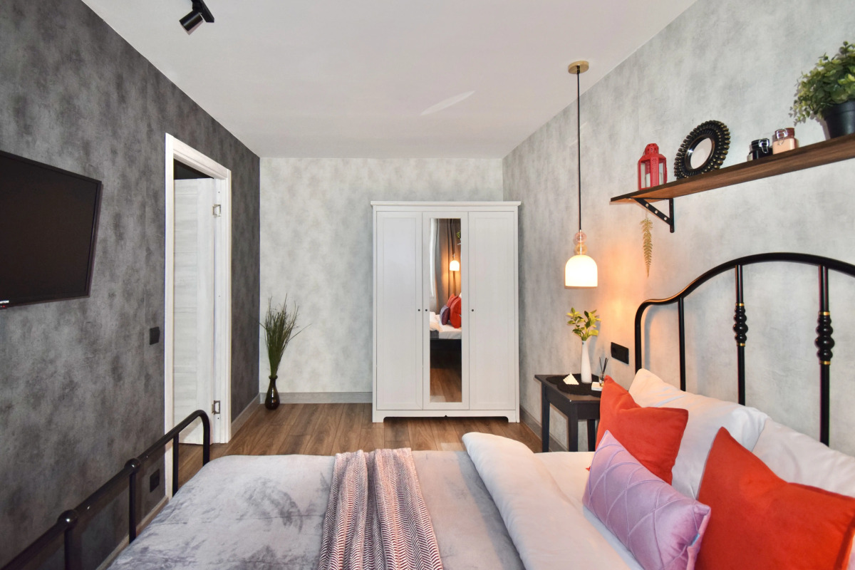 Апартаменты Дизайнерская двухкомнатная квартира в Кронштадте