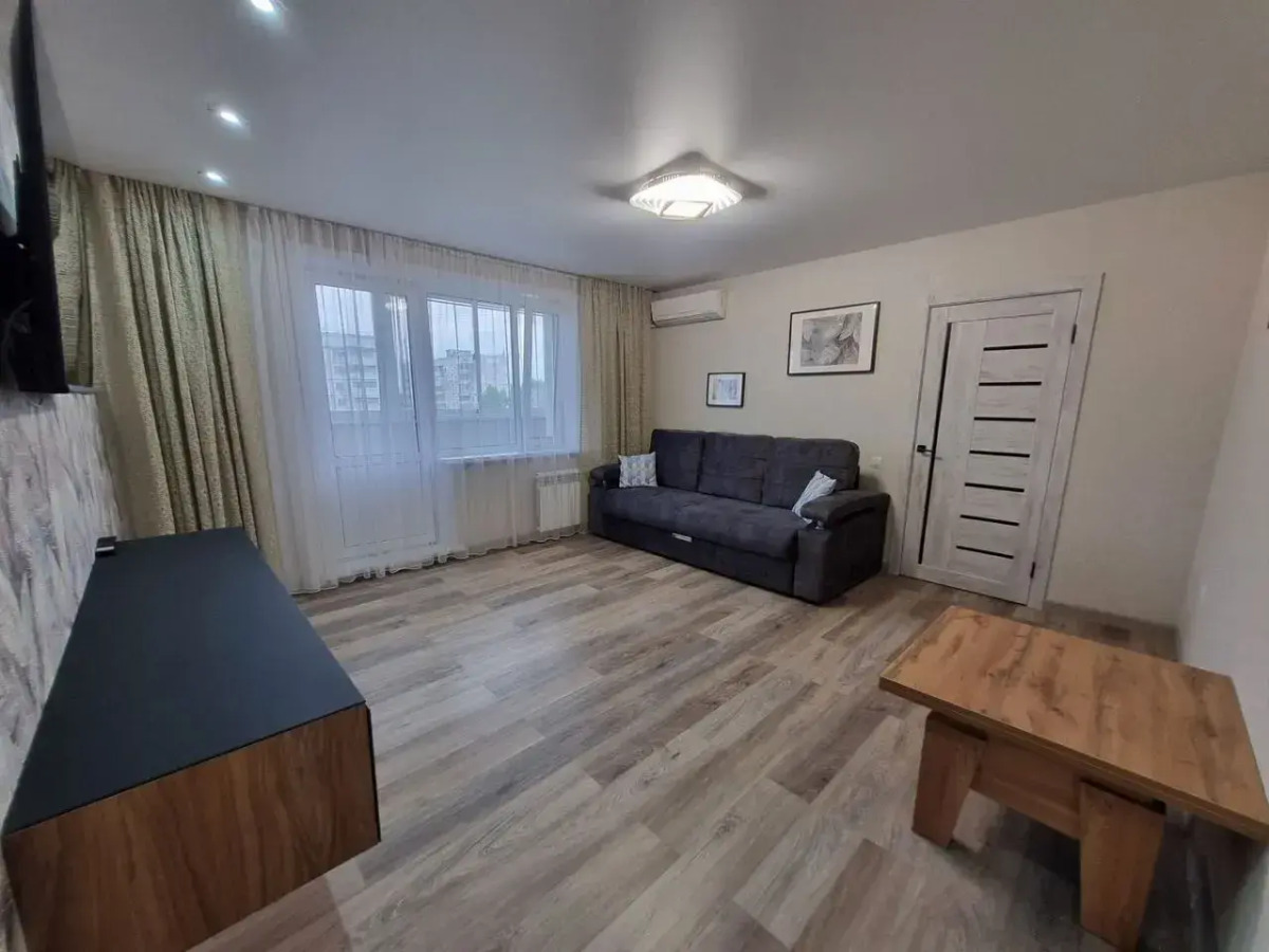 Квартира на Служебной