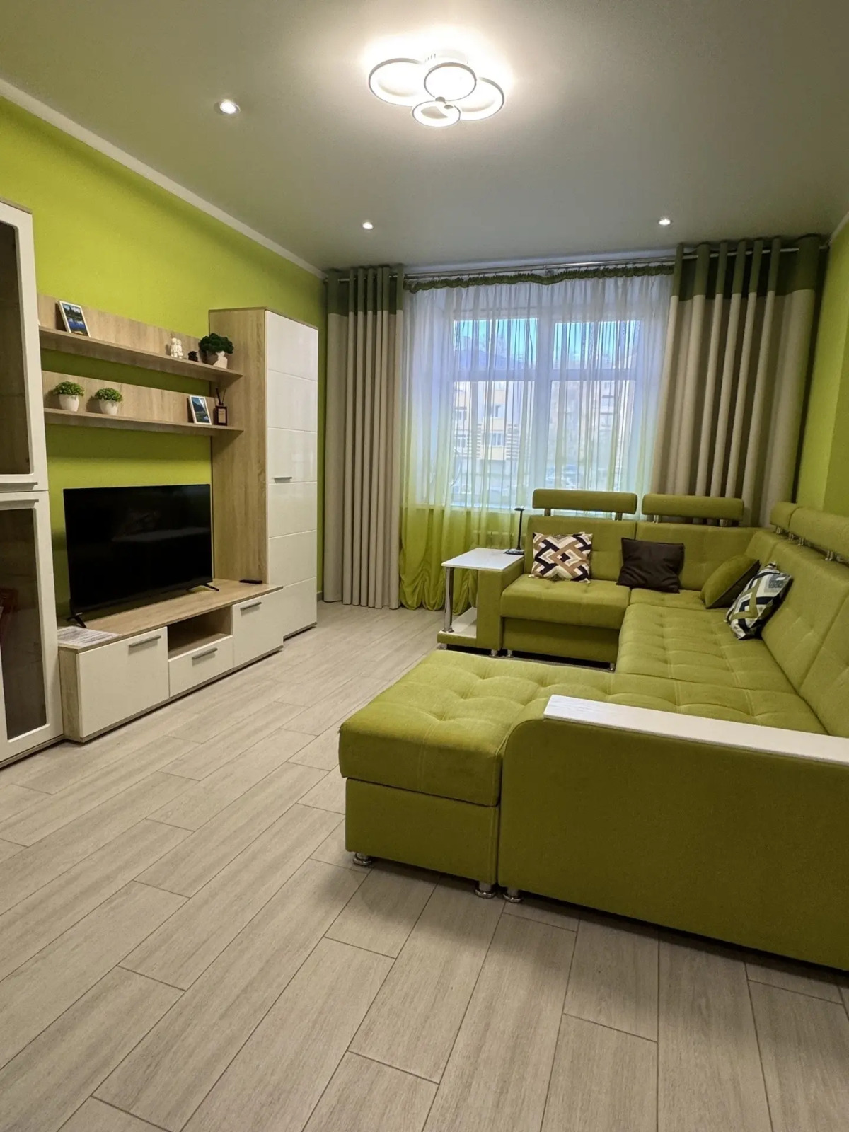 Квартира в доме на набережной реки Волга