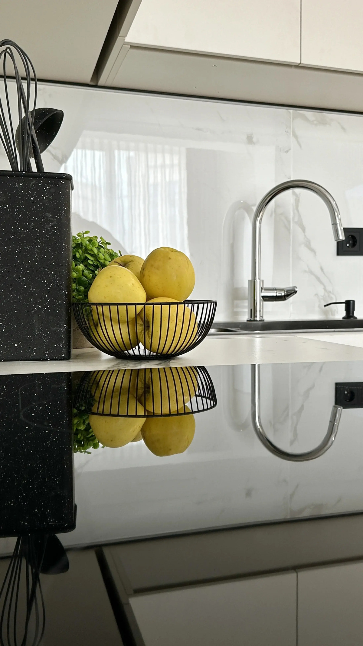 Апартаменты 158/4 Комфорт сити с двуспальной кроватью, диваном и красивым видом