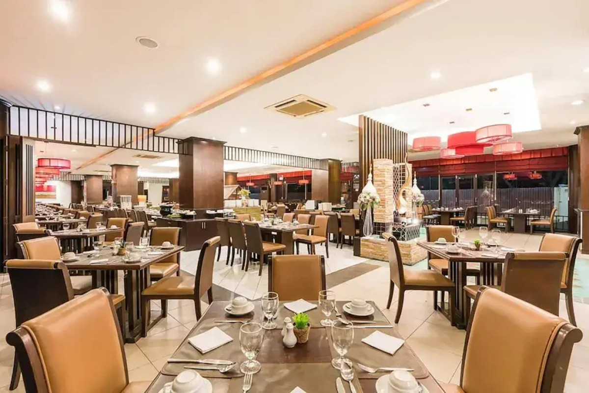 Mountain Beach Resort & Convention Center