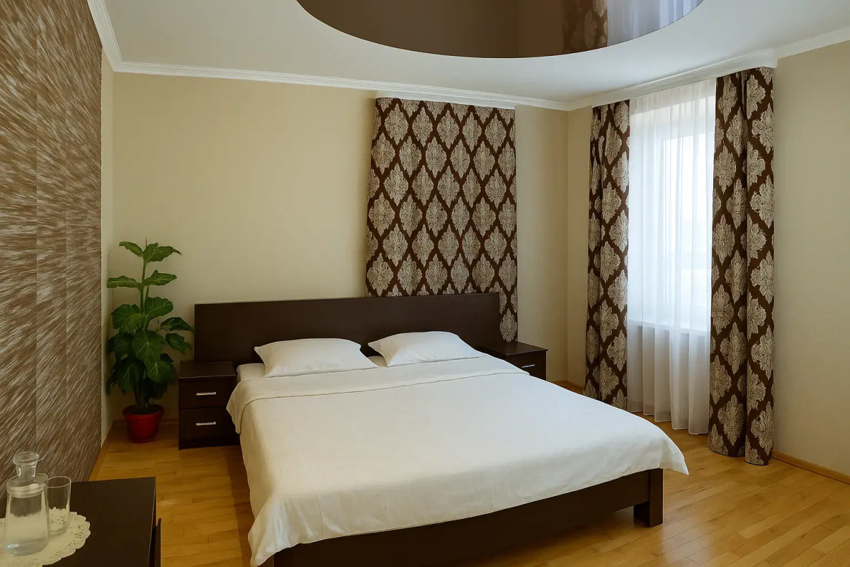 Отель Парадис