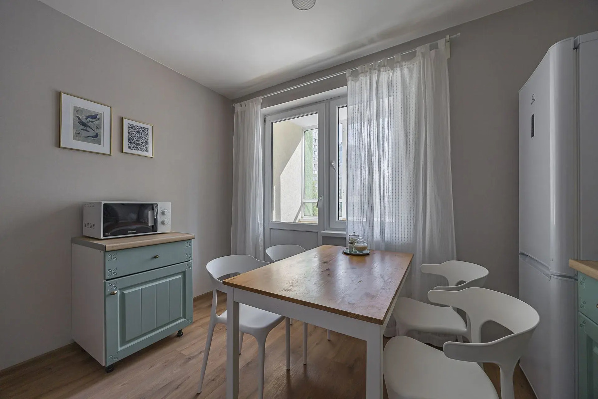 Квартира Обломов на Волжской Набережной 17