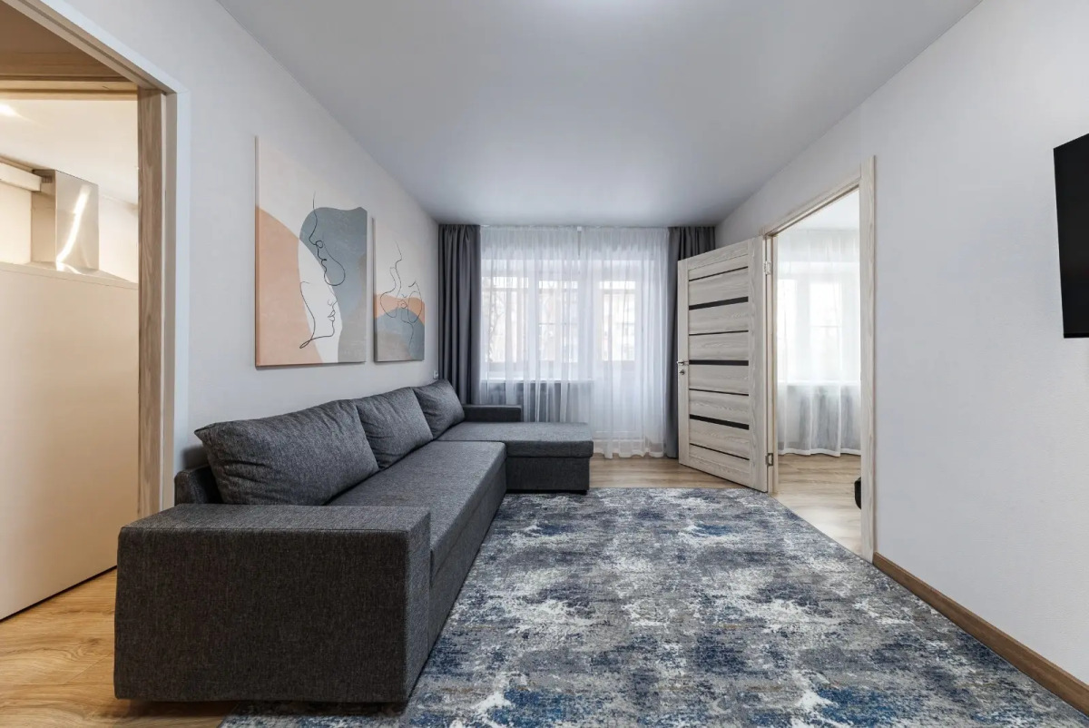 Квартира Двухкомнатная на Староникитской