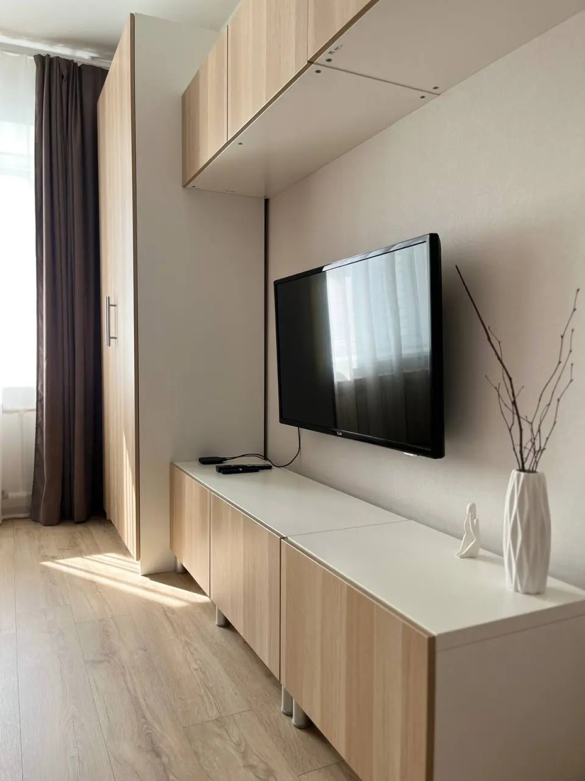 Квартира 1-комнатная 42 м², 8/9 этаж