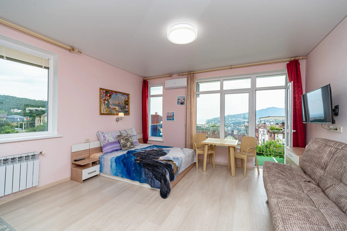 Гостевой дом Над Ялтой