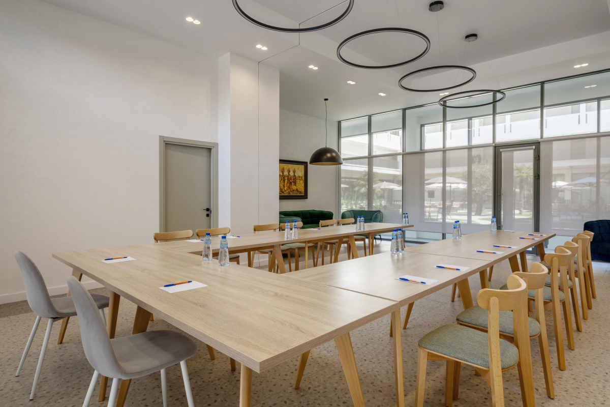 Отель Portoritsa