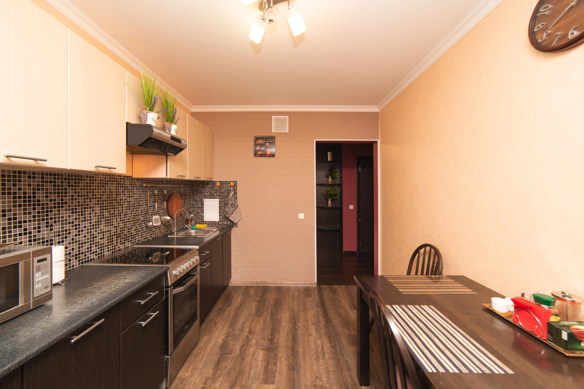 Апартаменты Novin квартал с видом во двор