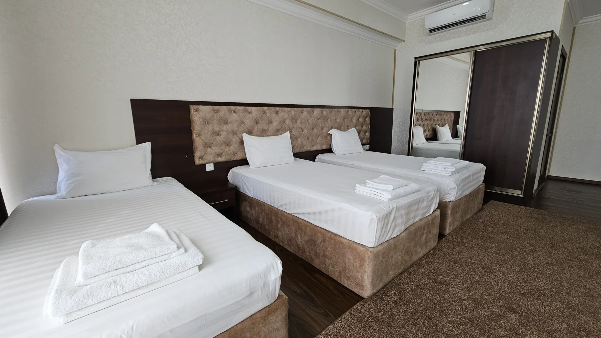 Отель Grand Turon Plaza