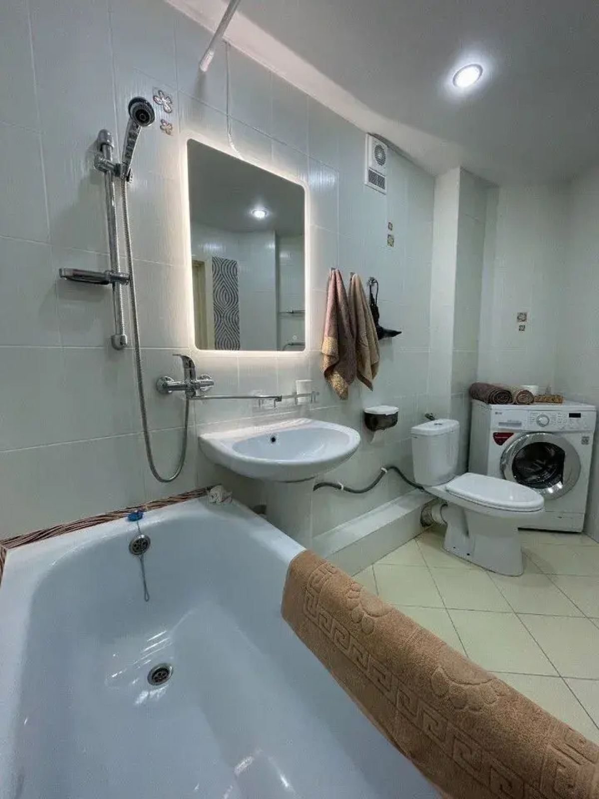 Квартира на Валериана Соколова 6к1