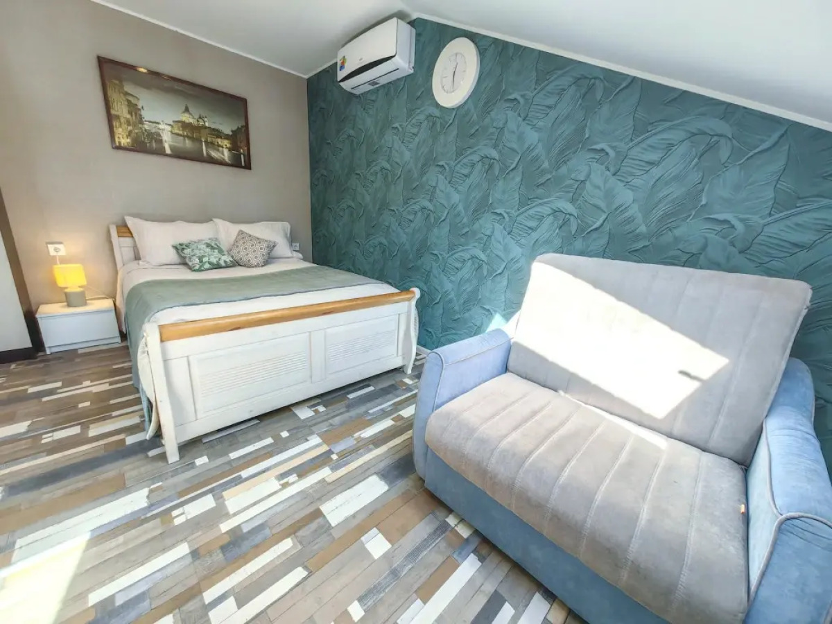 Апартаменты 4 на Самсоновской 117