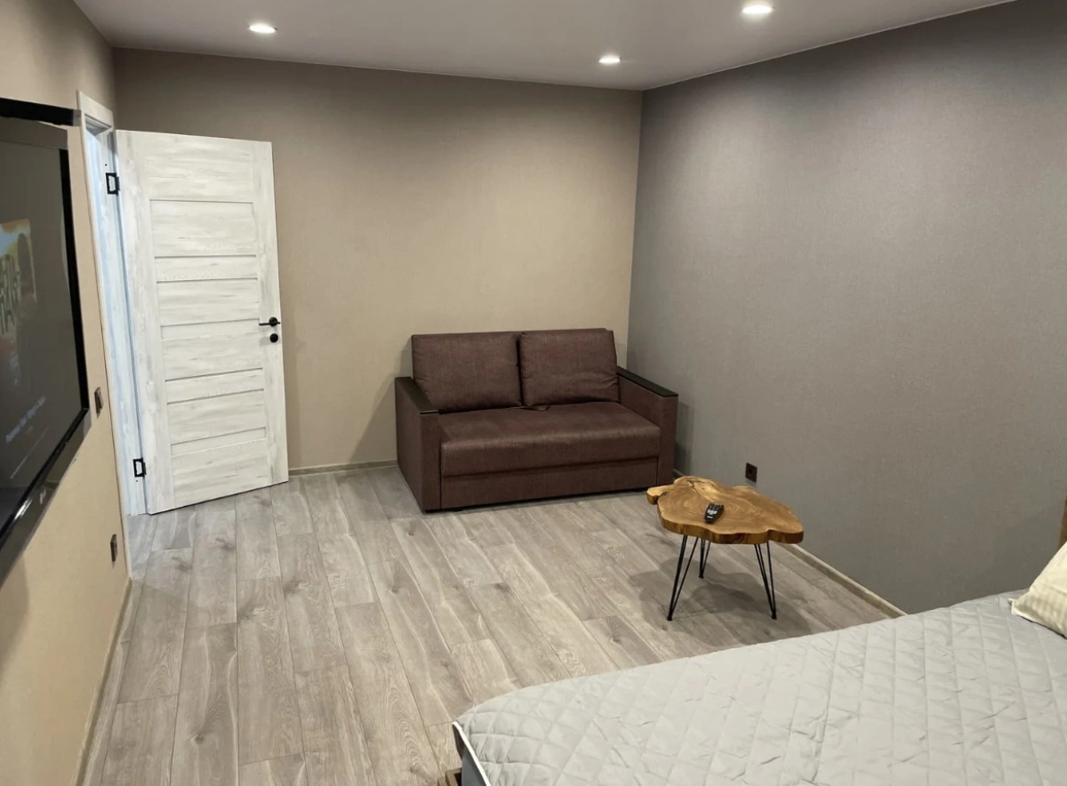 Апартаменты на Аскольдовцев 37