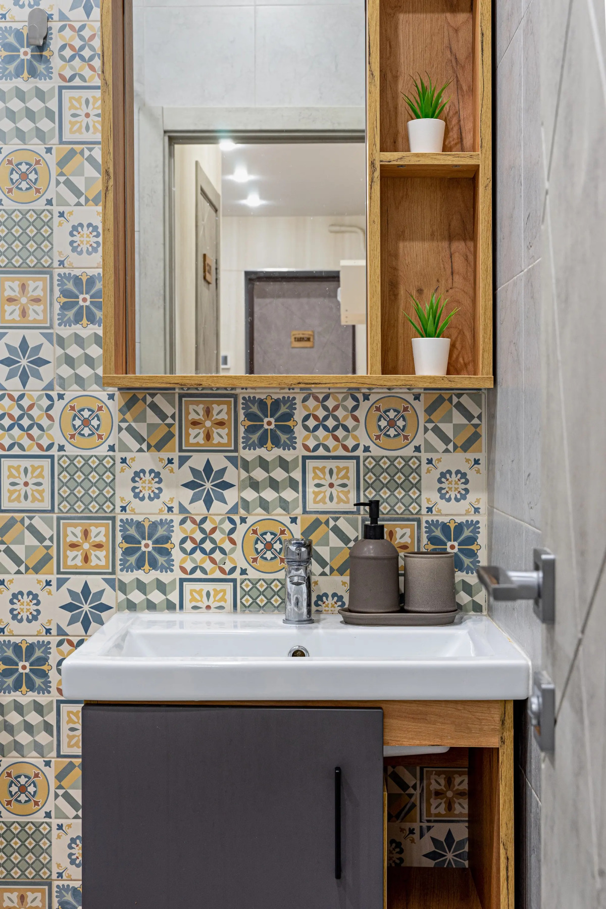 3-комнатные апартаменты около Казанского Арбата (Баумана)