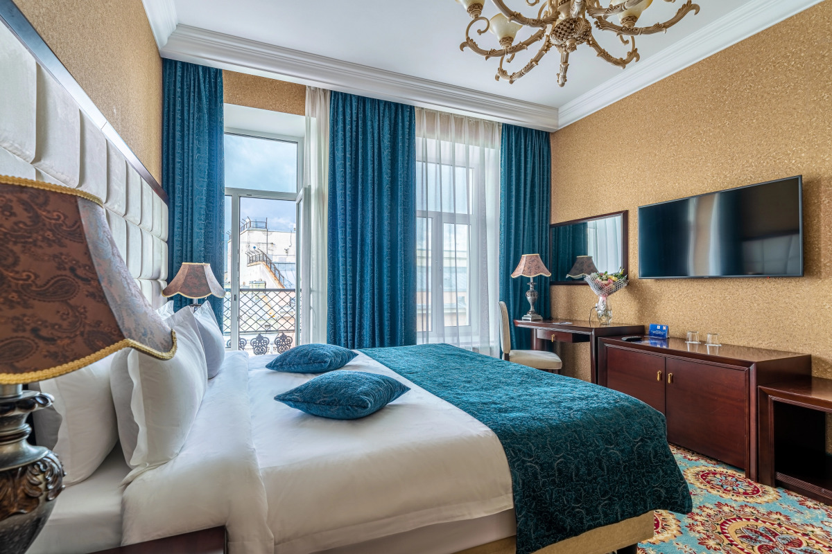 Отель Nevskiy Eclectic by AKYAN