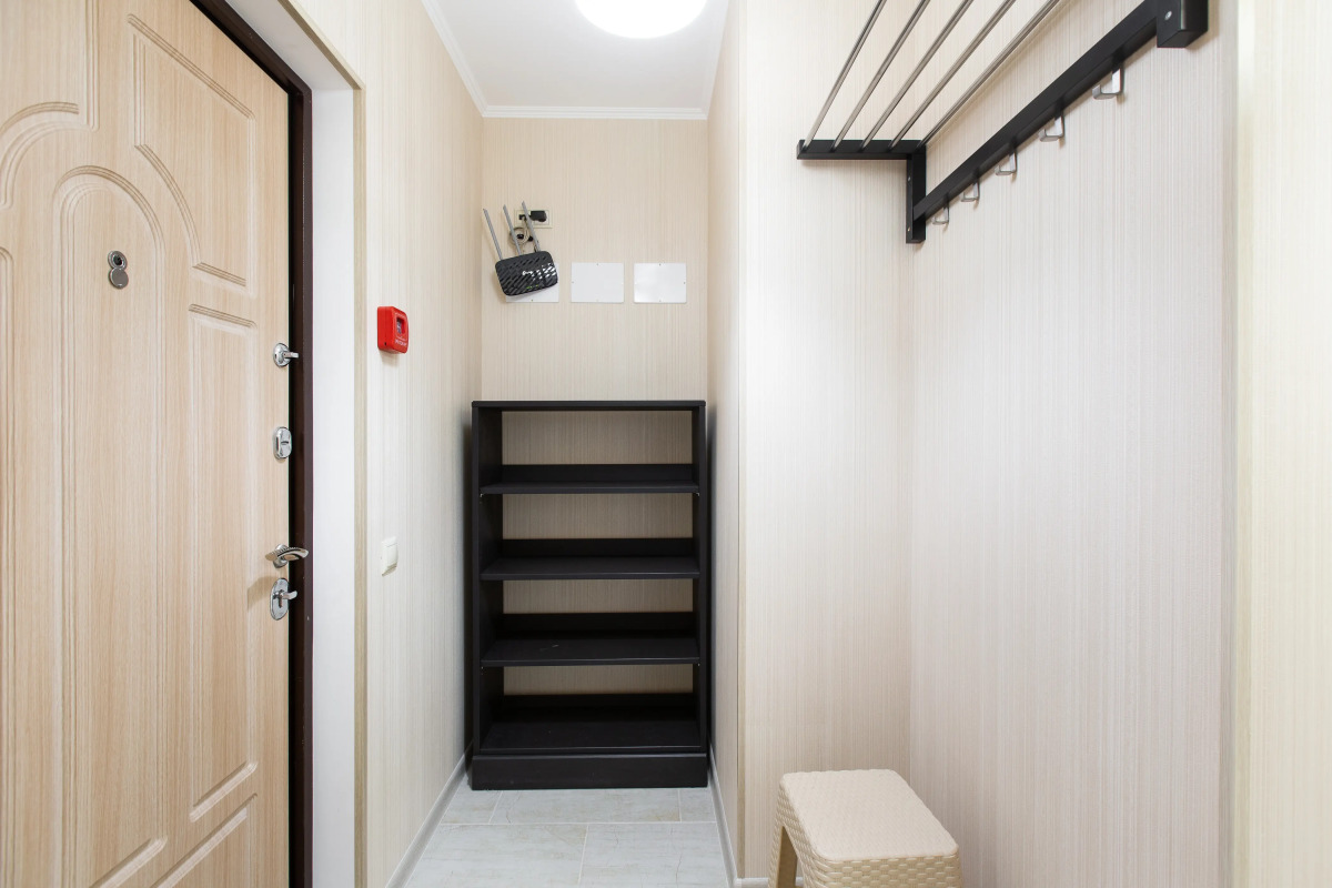 1b  Krasnogrskij 46 Apartments