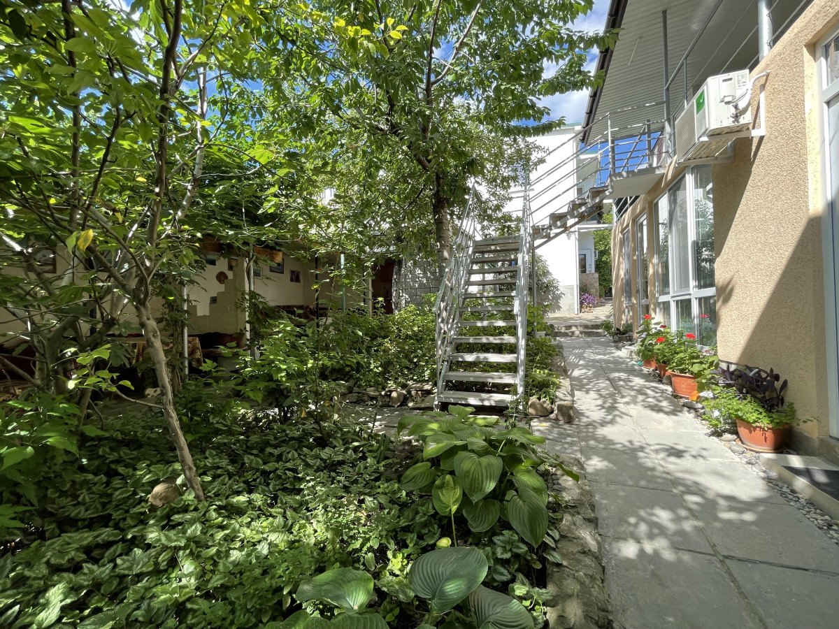 Меблированные комнаты Николь