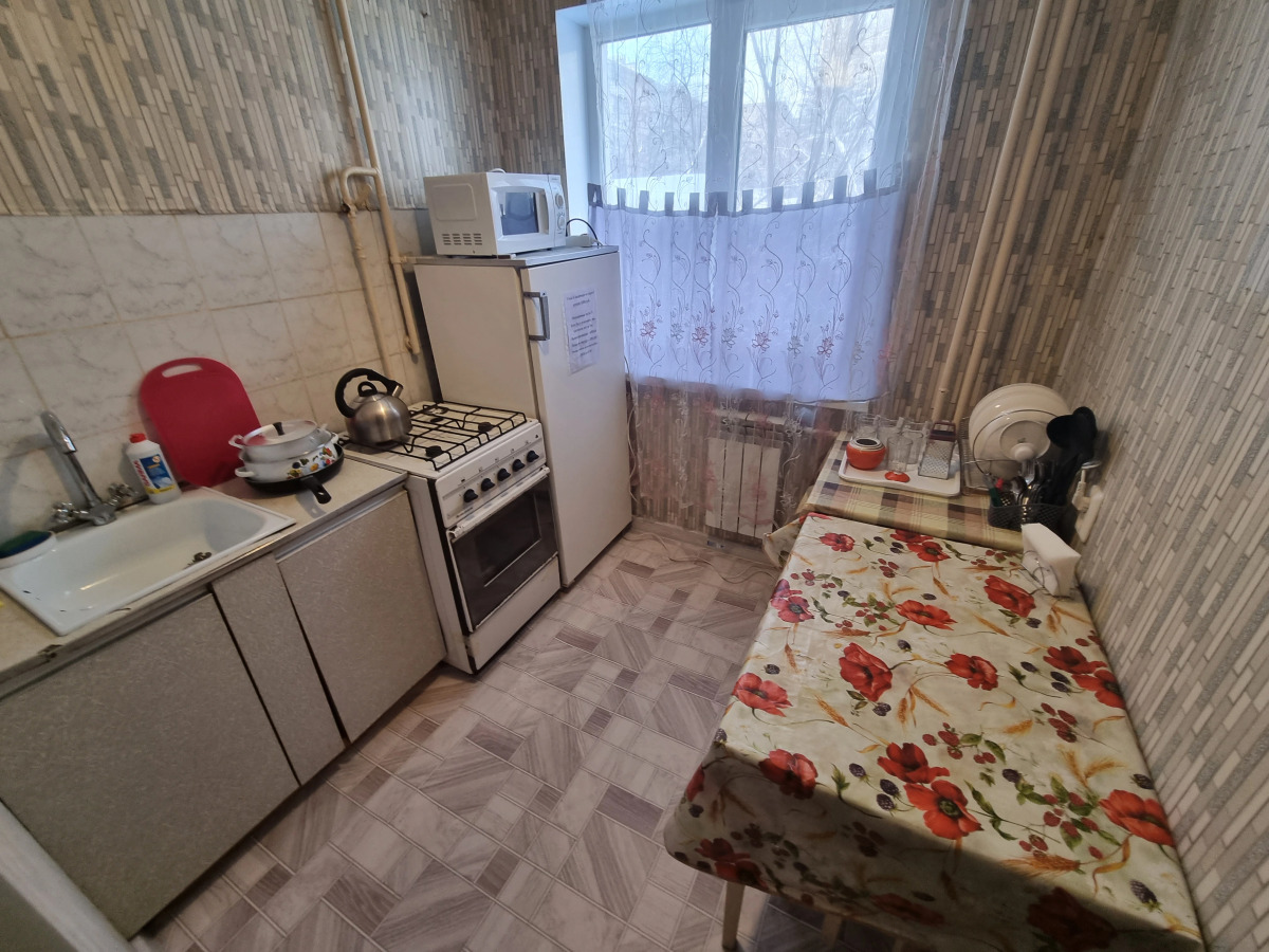 Квартира 2-комнатная квартира на Гагарина 8 линия 13