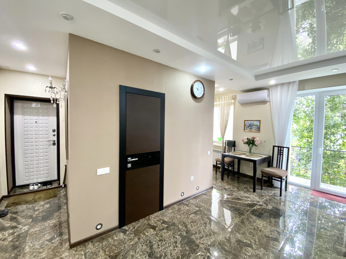 Апартаменты на Рабоче-Крестьянской 7