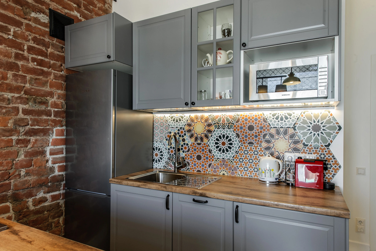 Апартаменты Яркий Лофт с видом на крыши