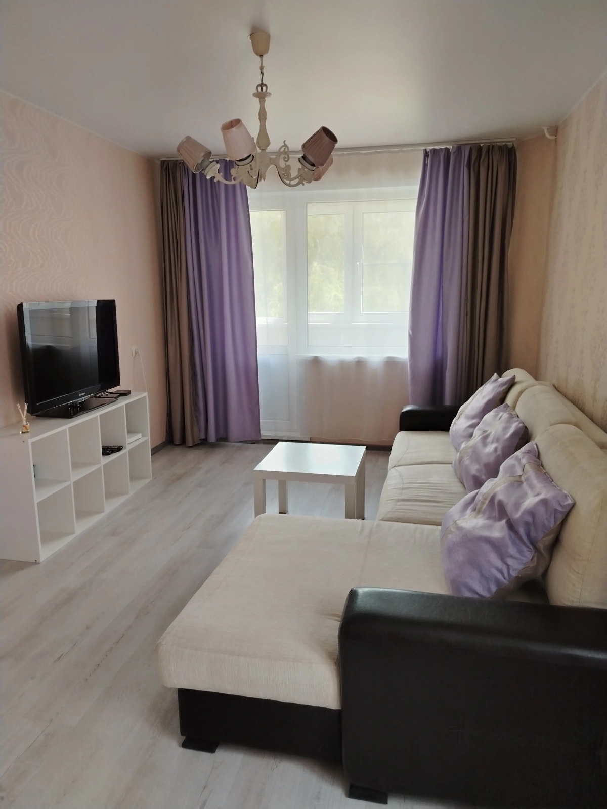 Квартира Уютная двухкомнатная