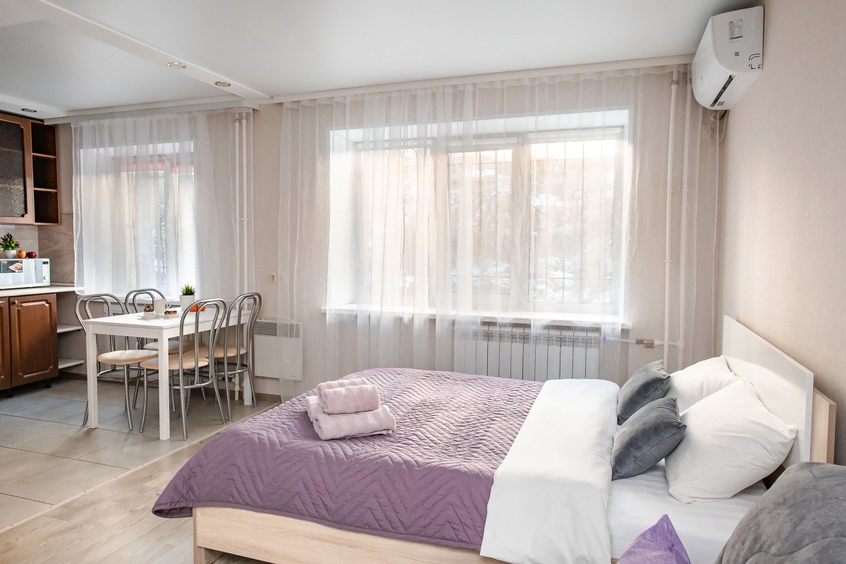 Апартаменты TopHouse на Пологой 60 однокомнатные