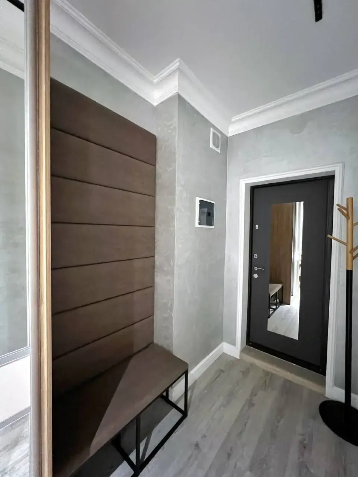 Апартаменты Light Beige у метро Окружная