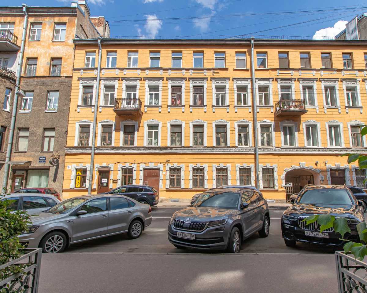 Квартира в доходном доме Piter Apartments на Петроградке у зоопарка