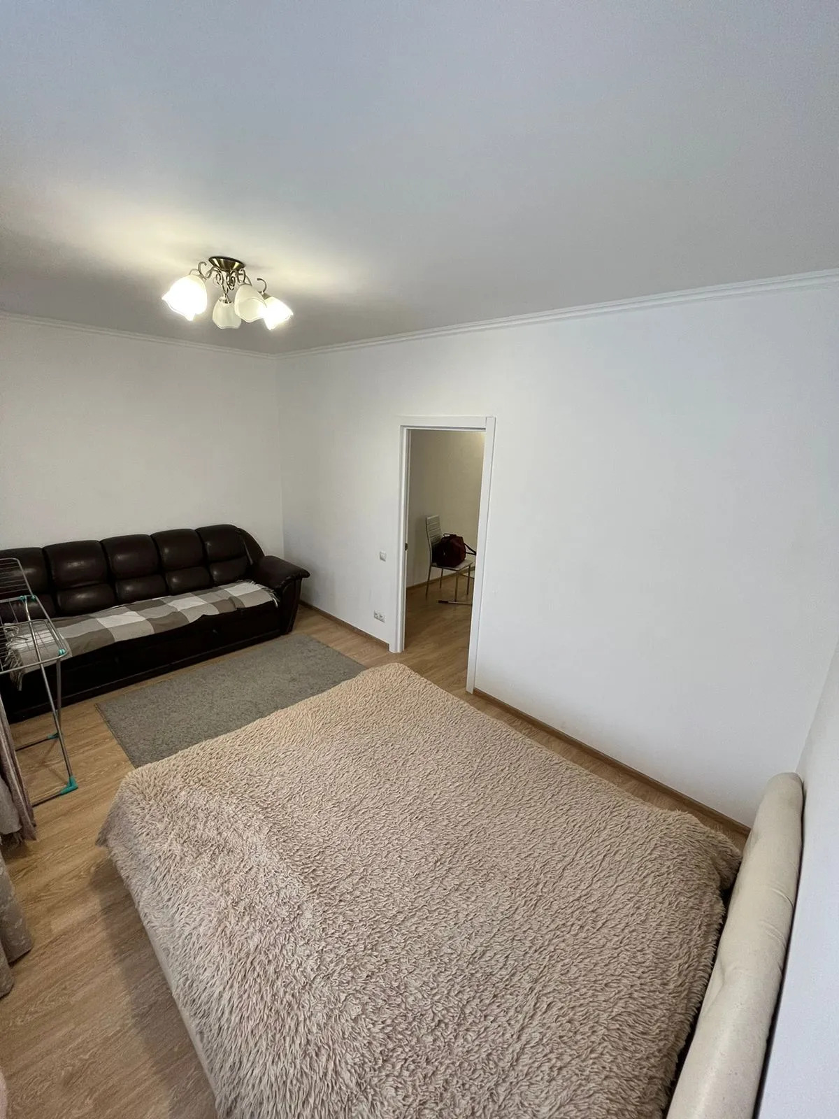 Апартаменты Трехкомнатная Квартира Люкс в Центре Омска