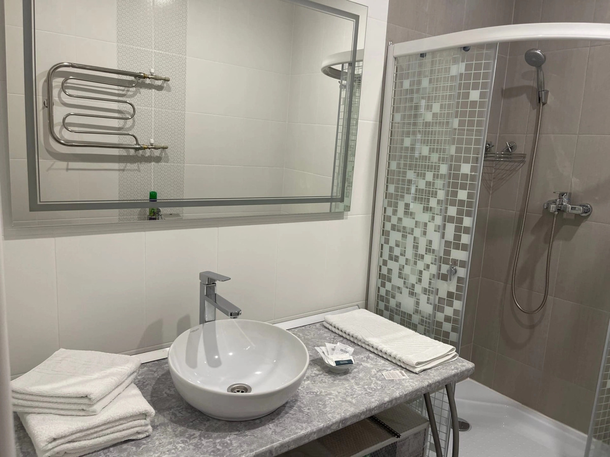 Отель Сафари