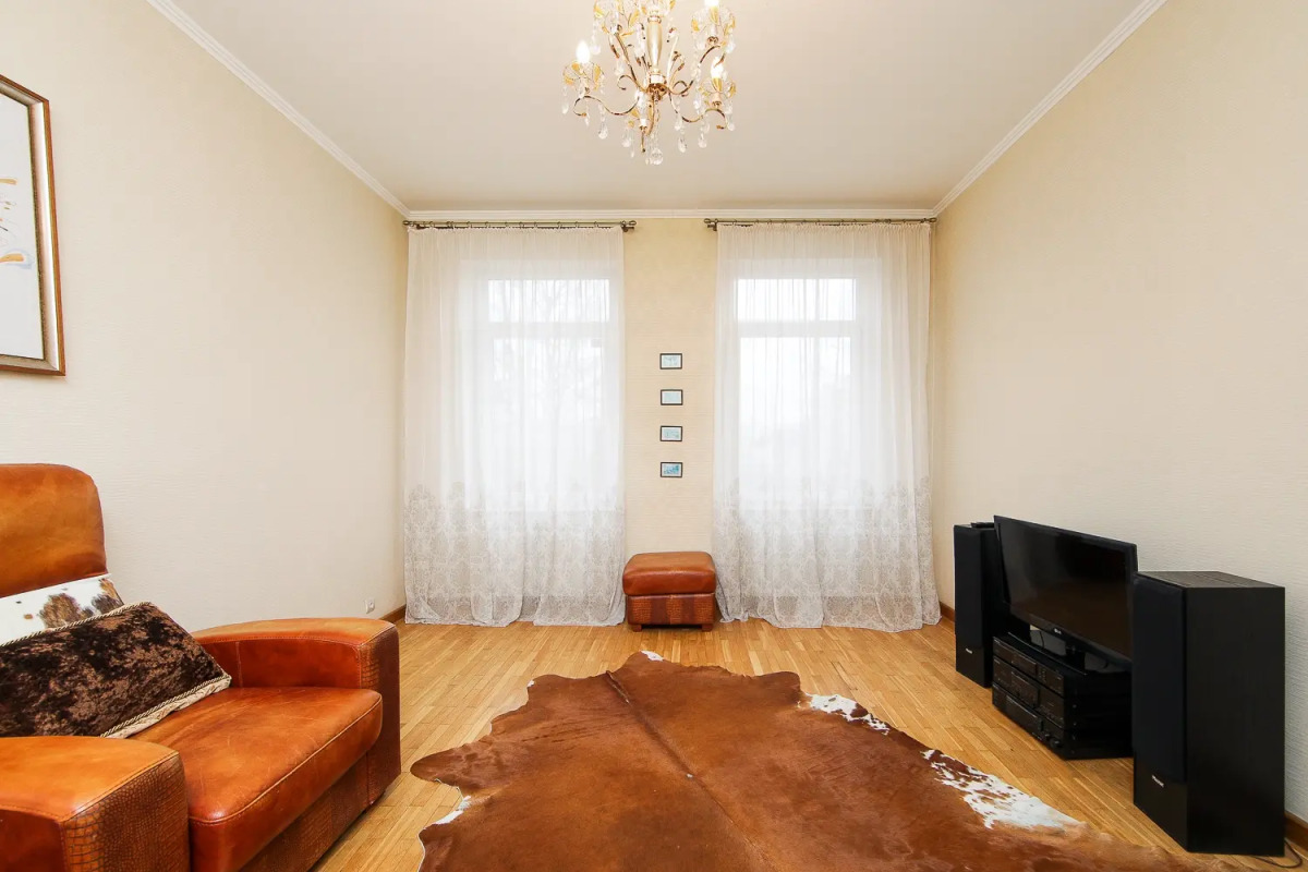 Апартаменты возле озера