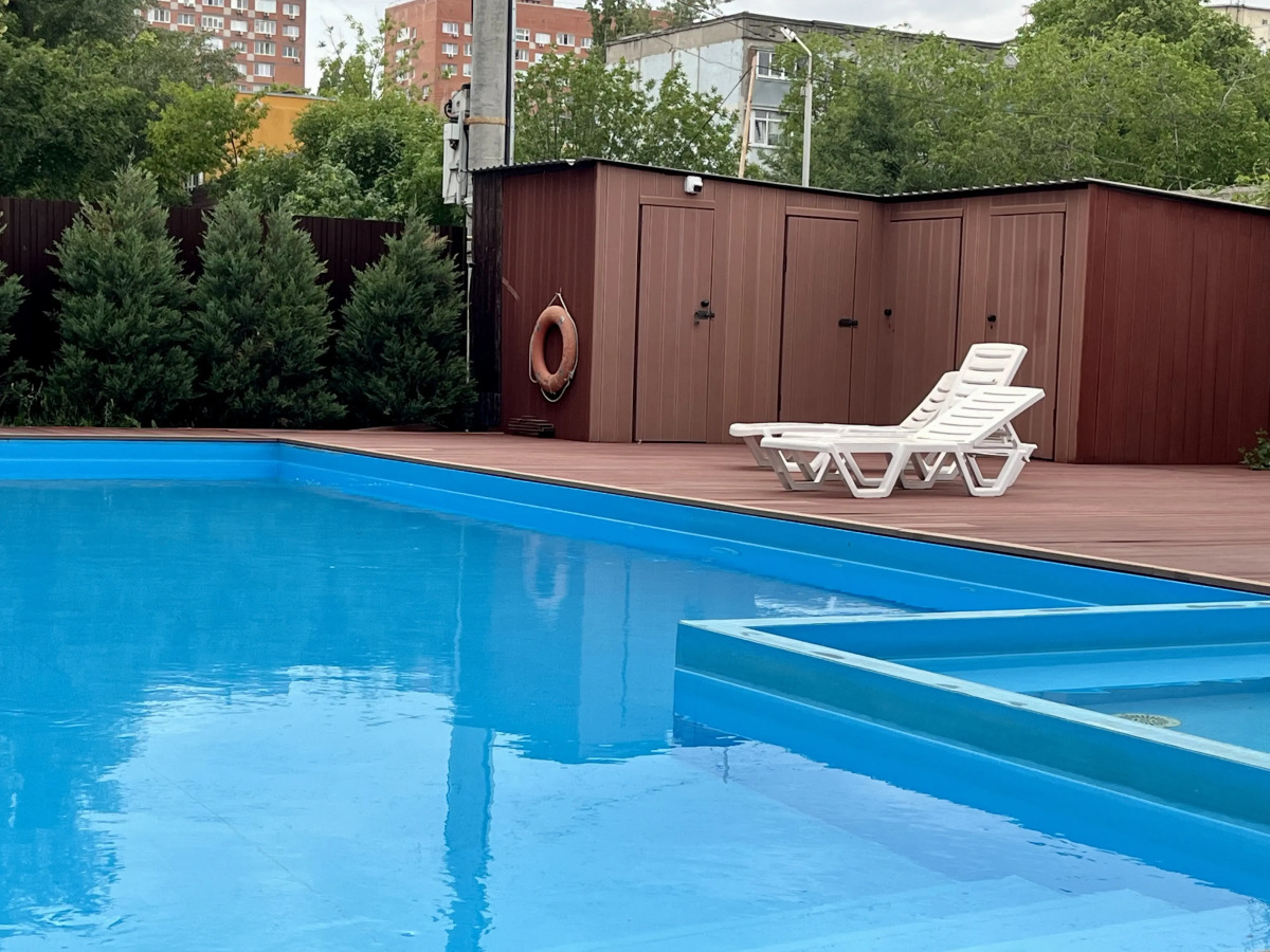 Апартаменты Авторские 4 с сезонным бассейном