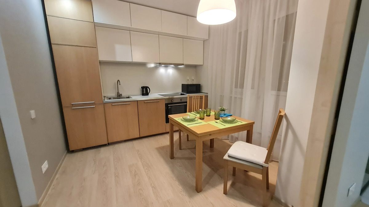 Квартра у метро Лермонтовский проспект