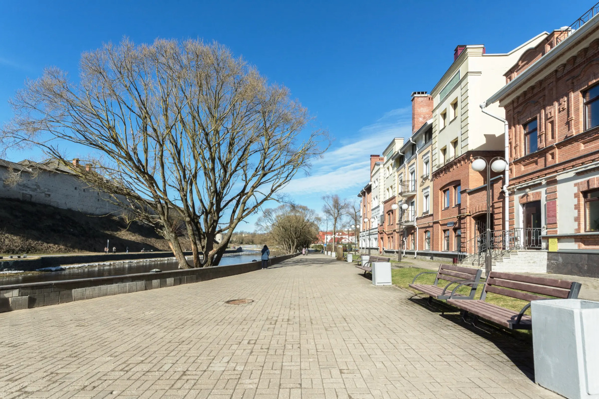 Апартаменты Большие красивые апартаменты напротив Кремля