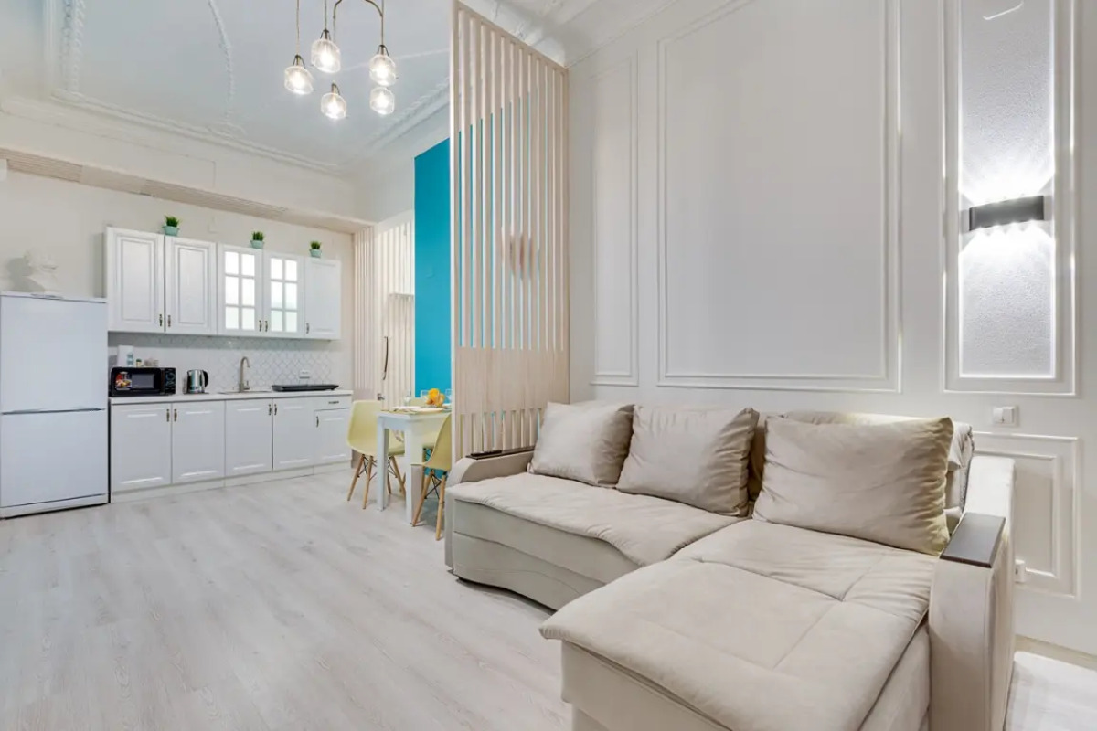 Апартаменты Бирюза и Подсолнух ВПитер на сутки 1